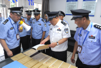 市公安局召开全市全国文明城市巩固提升专项行动推进现场会