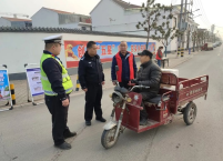 【豫筑平安】警民携手 示范引领安全文明出行